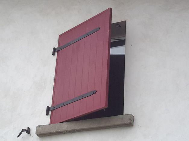 volet rouge